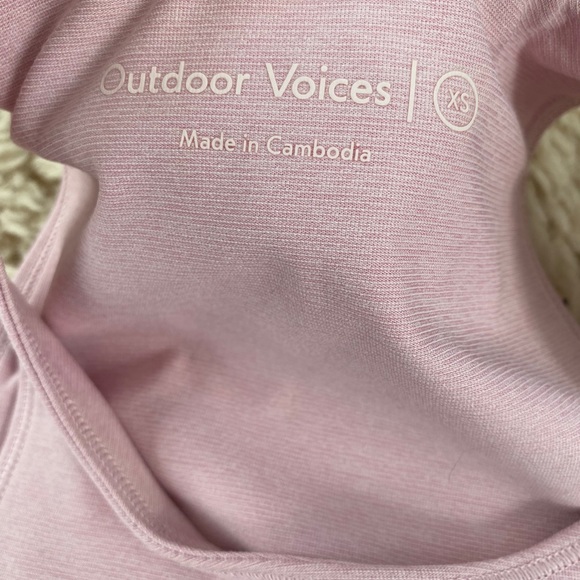 Outdoor voices pink bra tank XS - Picture 3 of 4